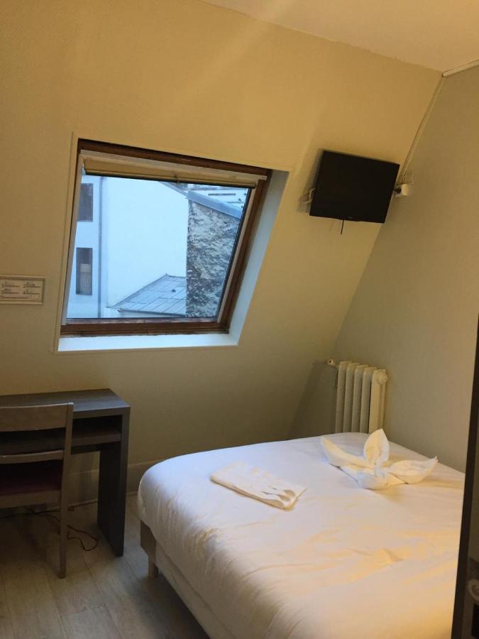 Pax Hotel Paris Bagian luar foto