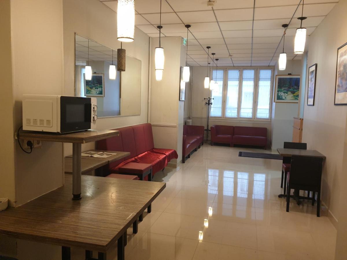 Pax Hotel Paris Bagian luar foto